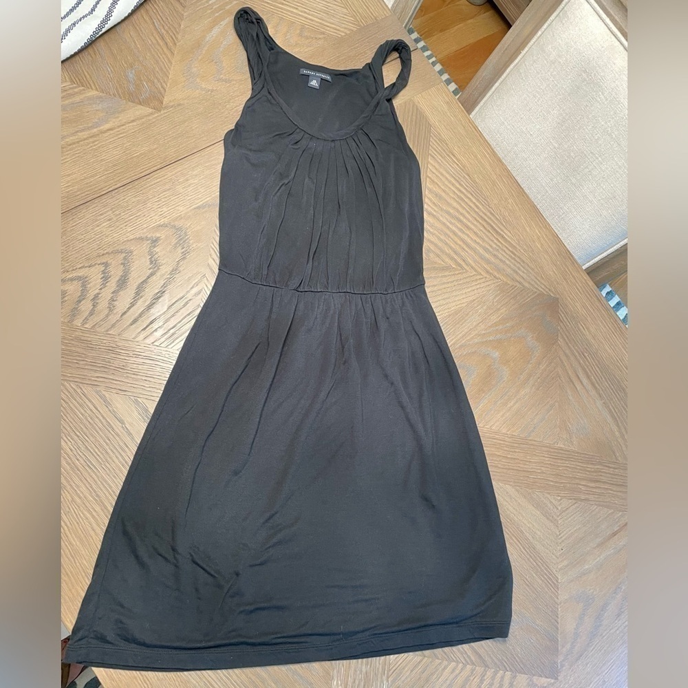 BANANA Republic little black sleeveless knee length